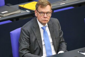 Wadephul zeigt Verständnis für neue US-Angriffe gegen den Iran
