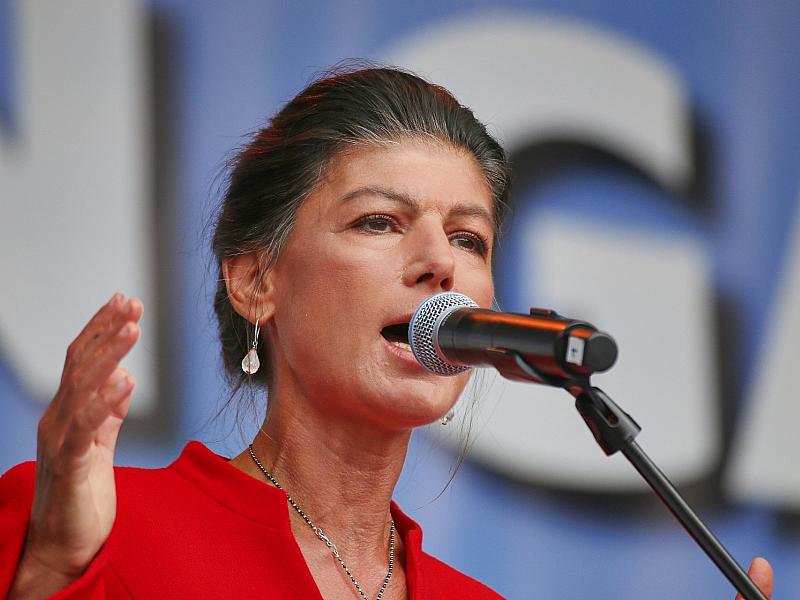 Wagenknecht fordert Spahn-Rücktritt wegen Leihmutter-Debatte
