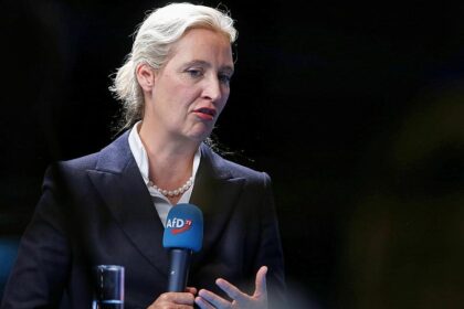 Weidel hält sich bei Reform von Unvereinbarkeitsliste bedeckt