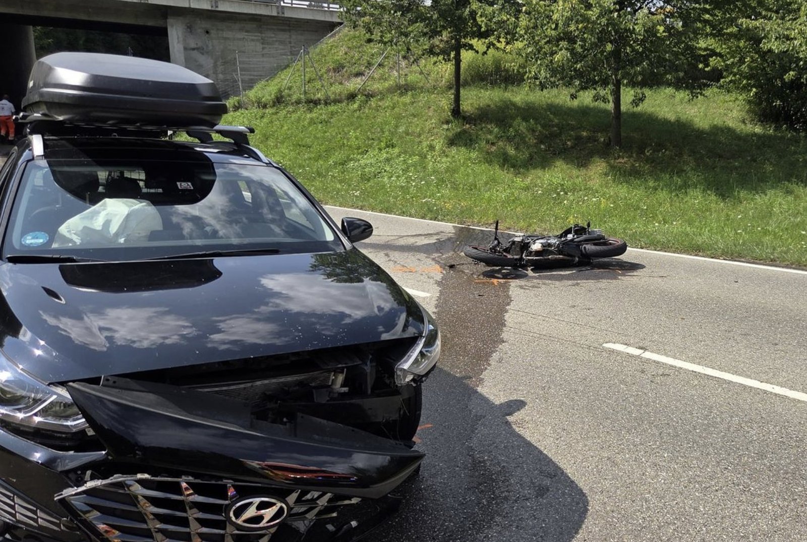 Immenstadt: 17-jährige Motorradfahrerin bei Frontalcrash schwer verletzt