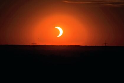Sonnenfinsternis über Augsburg: Spektakuläre Bilder aus der Region