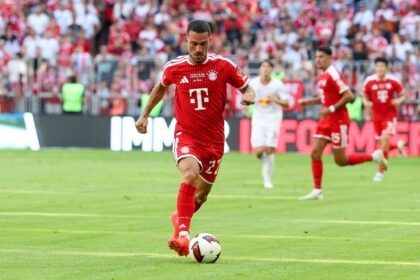 Der FC Augsburg wird wohl noch auf dem Transfermarkt aktiv