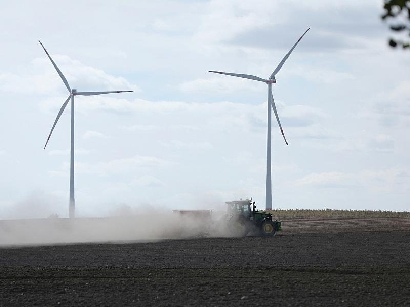 Agrarminister verspricht Landwirten Unterstützung