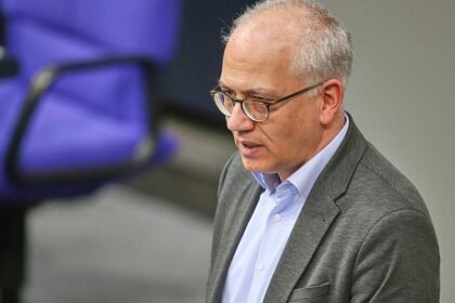 Al-Wazir fordert langfristigen Plan gegen Niedrigwasser