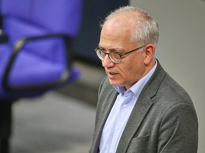 Al-Wazir fordert langfristigen Plan gegen Niedrigwasser