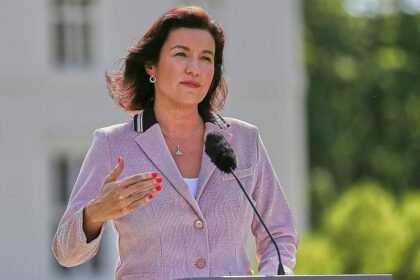Bär hält Bundesregierung für “extrem stabil”