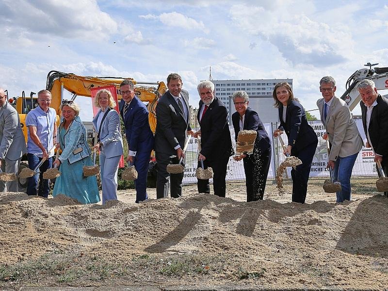 Bau von “Zukunftszentrum” in Halle beginnt