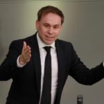 BPB: Ullrich will Demokratiekrise aktiv begegnen