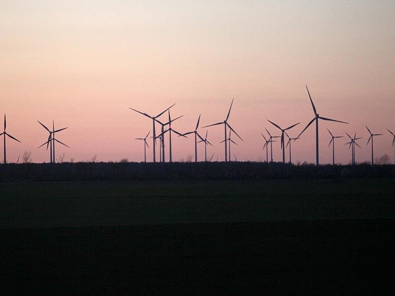 BUND: Erneuerbare Energien glätten Strompreisspitzen