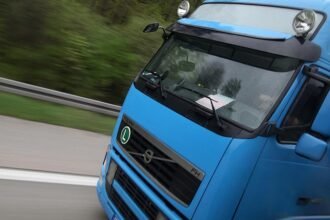 Chemiebranche für bundesweite Lockerung des Lkw-Sonntagsfahrverbots
