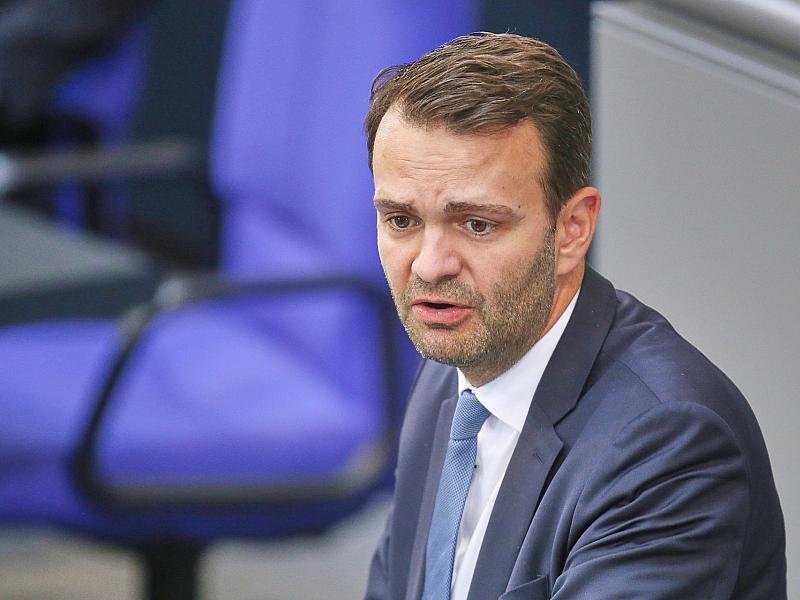 CSU-Haushälter Dorn verlangt große Steuerreform bis 2029