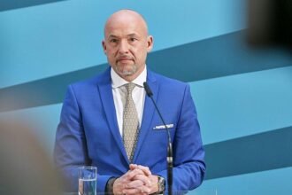 CSU-Landesgruppenchef: Fraktionen keine “Abnicker” der Regierung