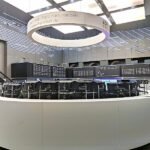 Dax baut Gewinne aus – Ifo-Index besser als erwartet