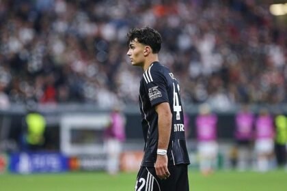DFB-Pokal: Frankfurt überrollt St. Tönis – Karlsruhe dreht Partie