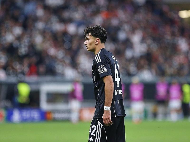 DFB-Pokal: Frankfurt überrollt St. Tönis – Karlsruhe dreht Partie