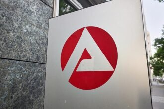 Erwerbstätigkeit im zweiten Quartal saisonbereinigt gesunken