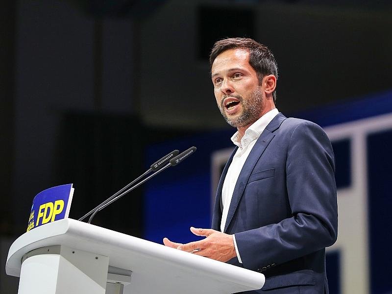 FDP wirft Regierung ausbleibende Reformen vor