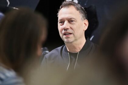 Fitzek: Ich schreibe zu viele Sätze mit Komma und “dass”