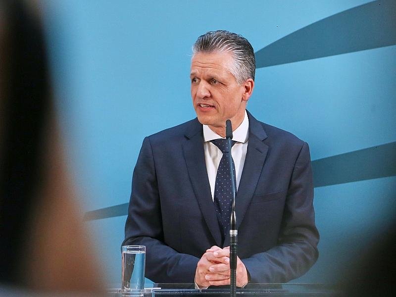 Frei: Bundesregierung bereitet sich auf neuen Zivildienst vor