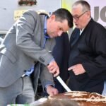 Die Friedenstafel setzt zum Augsburger Friedensfest ein Zeichen für ein gutes Miteinander