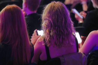 Große Mehrheit für Verbot von KI-Entkleidungs-Apps