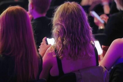Große Mehrheit für Verbot von KI-Entkleidungs-Apps