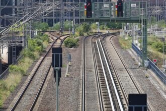 Grüne fordern mehr Geld für Schieneninfrastruktur