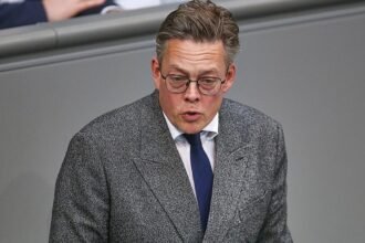 Grüne fordern Stärkung der Kontrolle bei Nachrichtendienstreform