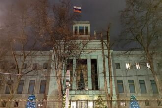 Grüne werfen Regierung “Schwäche pur” gegenüber Russland vor