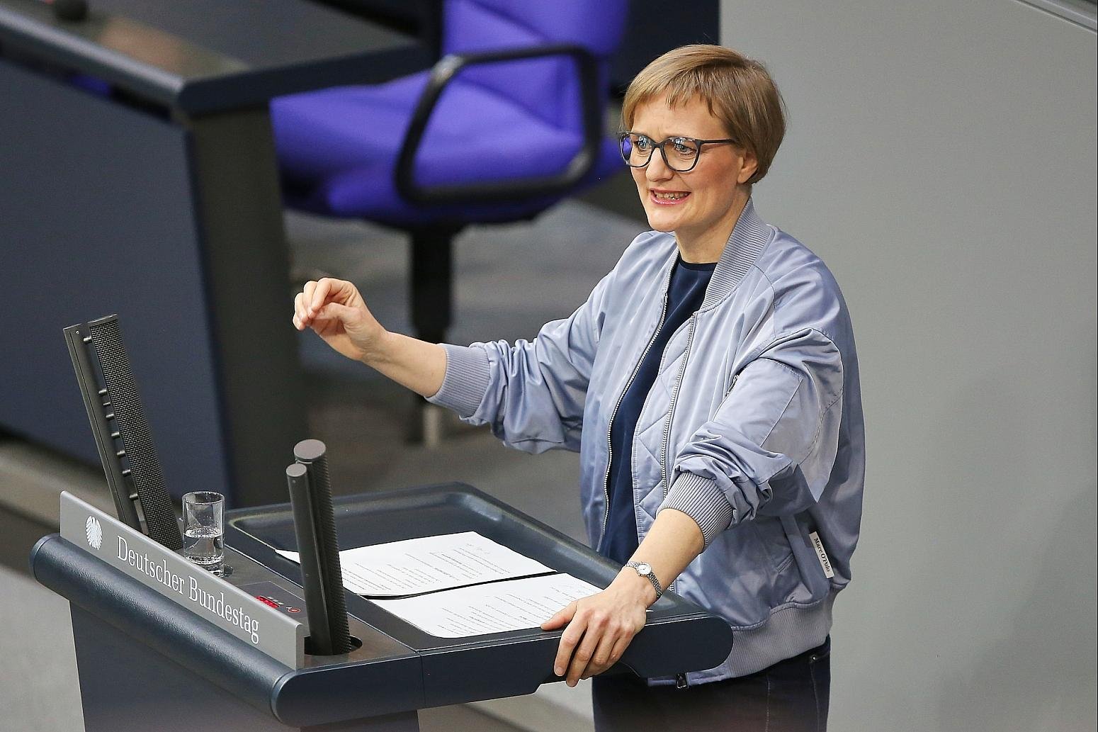 Grünen-Chefin wirft Regierung mangelnde Entschlossenheit vor