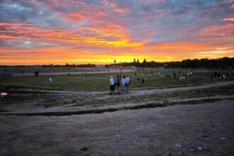 Grünen-Spitzenkandidat will Konzertbühne am Tempelhofer Feld