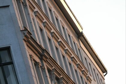 Grünen-Spitzenkandidat will Wohnungskonzerne enteignen