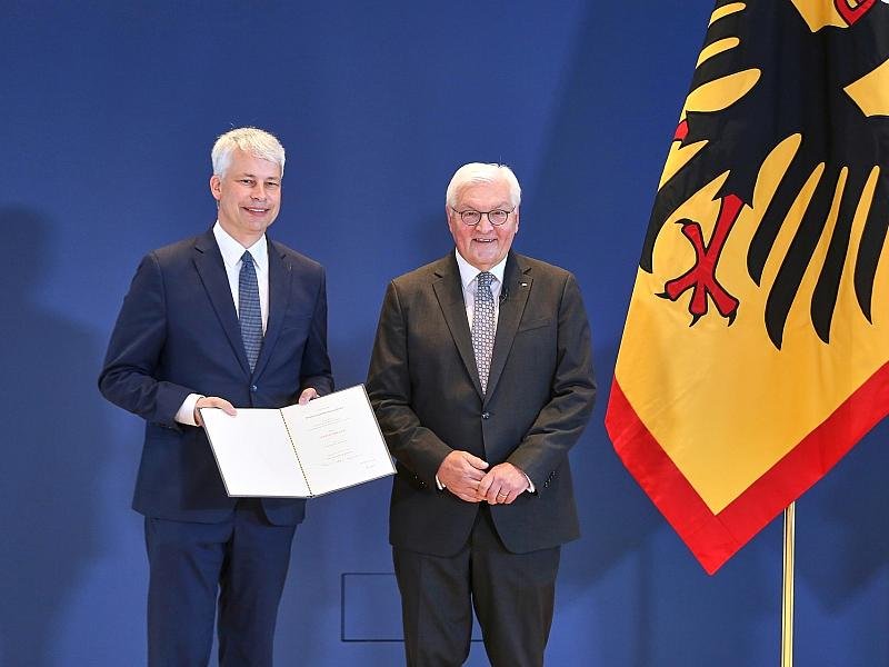 Herrenknecht unterstützt Auswechslung des Verkehrsministers