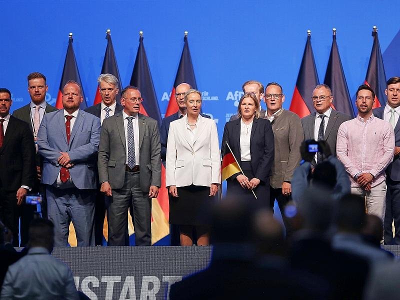 Insa: AfD bleibt stärkste Kraft – Grüne und BSW verlieren