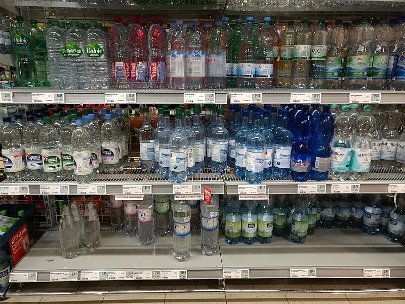 Keine flächendeckenden Engpässe bei Mineralwasser