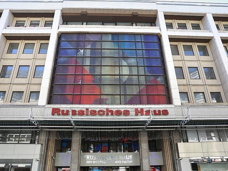 Kiesewetter: Russisches Haus in Berlin ist Spionageeinrichtung