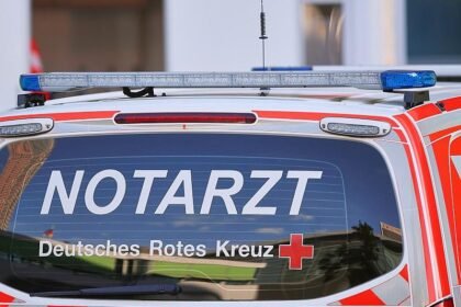 Kind bei Forstarbeiten in Oberbayern von Baum erschlagen