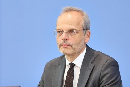 Klein fordert mehr Rechte für Antisemitismusbeauftragten