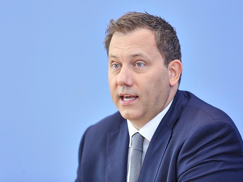 Klingbeil: Frühstartrente für mehr Chancengleichheit