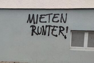 Linke will Recht auf Wohnen im Grundgesetz
