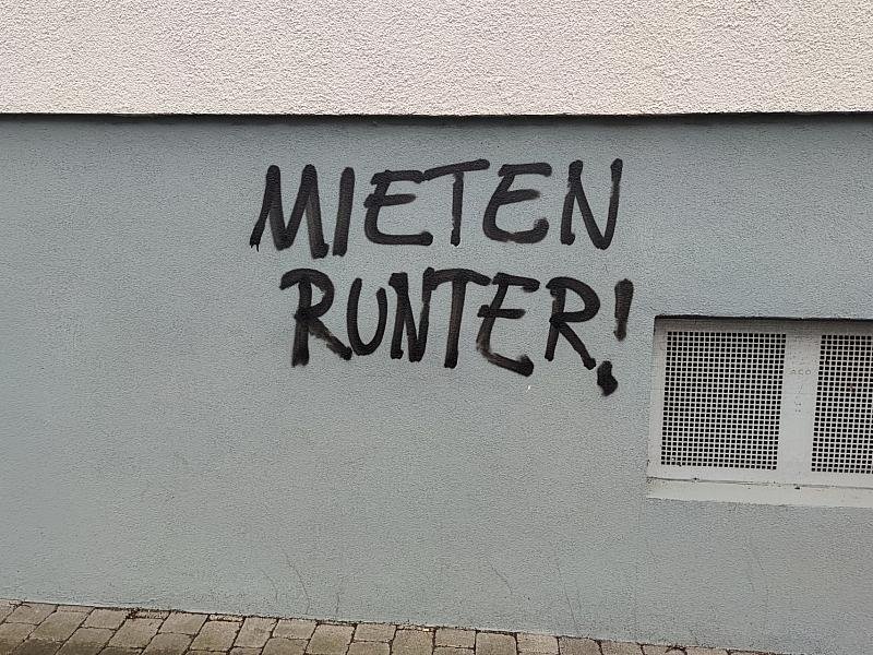 Linke will Recht auf Wohnen im Grundgesetz
