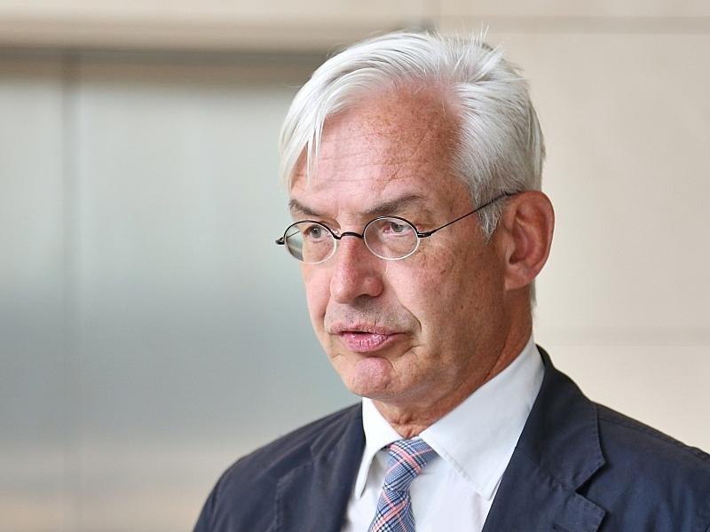 Merz will Middelberg als neuen CDU-Schatzmeister