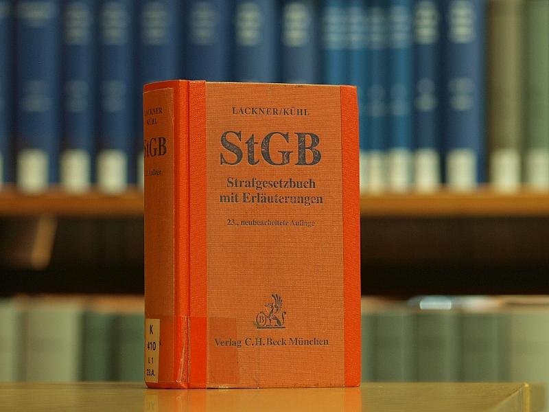 NRW-Justizminister verteidigt Jugendstrafrecht für Heranwachsende