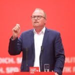 NRW-SPD-Spitzenkandidat will an Altersteilzeit länger festhalten