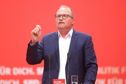NRW-SPD-Spitzenkandidat will an Altersteilzeit länger festhalten