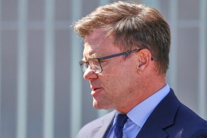 Schneider plant Millionenhilfe für Reparatur von Tschernobyl-Hülle