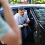 Schulze will sich für Wiederwahl nicht “abhängig” machen