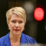 Schwesig wirft Bundesregierung "faktische Rentenkürzung" vor