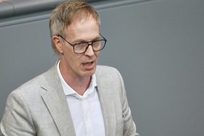 SPD-Politiker verteidigt Drohnen-Zuständigkeiten