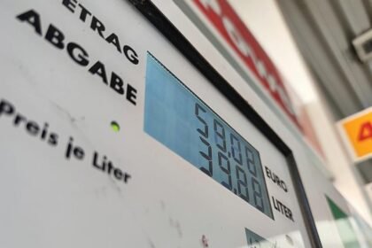 Spritpreise im Wochenvergleich kaum verändert